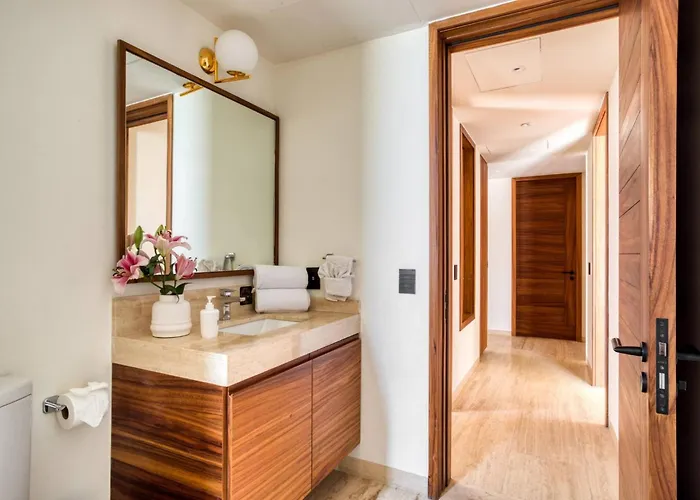 9, 10, 11, 12 Gpo 20 Pax Apartment