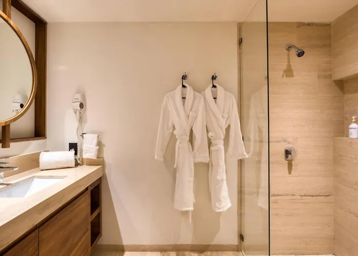 9, 10, 11, 12 Gpo 20 Pax Apartment *